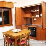 L'essenzial Living
