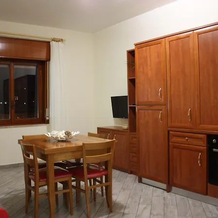 L'essenzial Living * Мессина